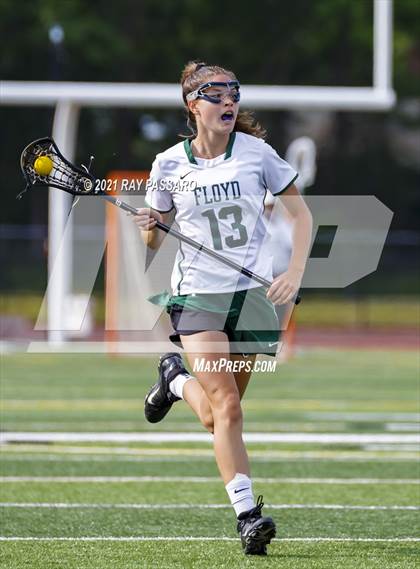 Thumbnail 3 in Walt Whitman vs William Floyd photogallery.