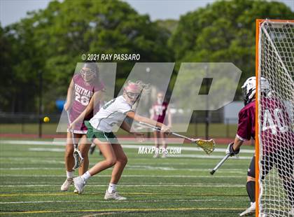 Thumbnail 3 in Walt Whitman vs William Floyd photogallery.