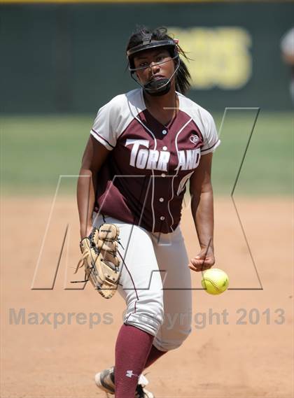 Thumbnail 1 in Torrance @ Edison (Game 1) photogallery.