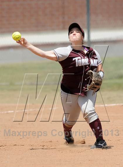 Thumbnail 2 in Torrance @ Edison (Game 1) photogallery.