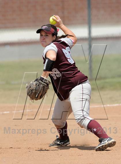 Thumbnail 3 in Torrance @ Edison (Game 1) photogallery.