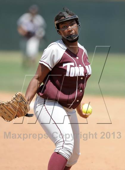 Thumbnail 3 in Torrance @ Edison (Game 1) photogallery.
