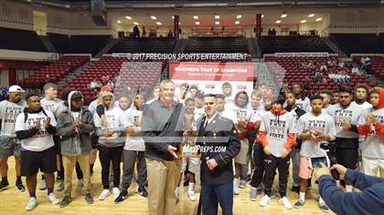 Thumbnail 3 in Union TOC Ceremony photogallery.