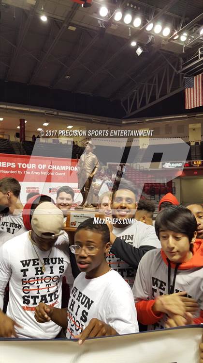 Thumbnail 1 in Union TOC Ceremony photogallery.