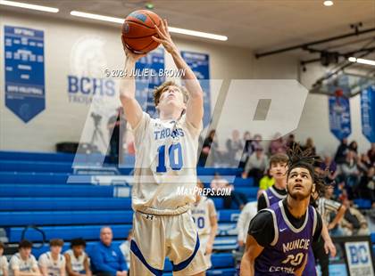 Thumbnail 1 in Muncie Central @ Indianapolis  Bishop Chatard photogallery.