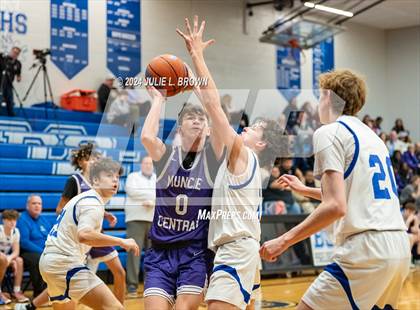 Thumbnail 1 in Muncie Central @ Indianapolis  Bishop Chatard photogallery.