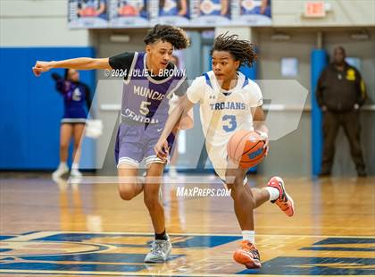 Thumbnail 3 in Muncie Central @ Indianapolis  Bishop Chatard photogallery.