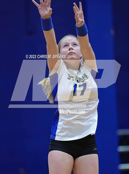 Thumbnail 2 in Seven Rivers Christian @ St. John Lutheran photogallery.