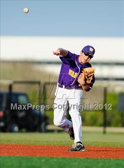 Thumbnail 2 in Wauconda @ Vernon Hills photogallery.