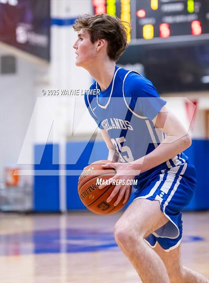 Thumbnail 2 in Highlands vs Beechwood (Freshman tournament) photogallery.
