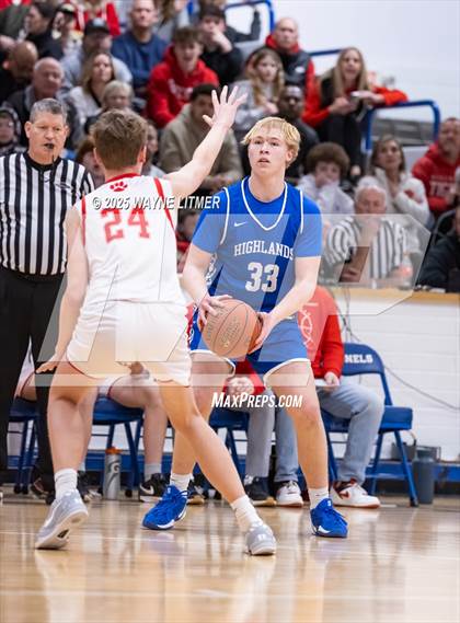Thumbnail 2 in Highlands vs Beechwood (Freshman tournament) photogallery.