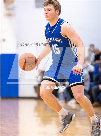 Thumbnail 1 in Highlands vs Beechwood (Freshman tournament) photogallery.