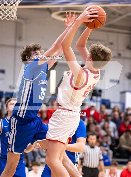 Thumbnail 3 in Highlands vs Beechwood (Freshman tournament) photogallery.