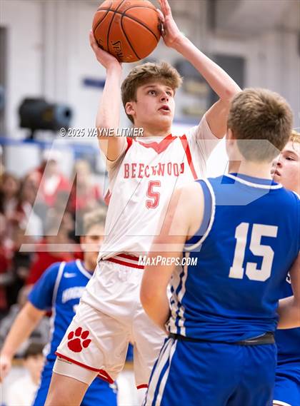 Thumbnail 3 in Highlands vs Beechwood (Freshman tournament) photogallery.