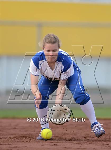 Thumbnail 1 in St. Charles Catholic vs Ursuline Academy  (SCC Jamboree) photogallery.