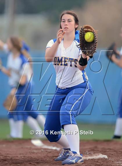 Thumbnail 1 in St. Charles Catholic vs Ursuline Academy  (SCC Jamboree) photogallery.