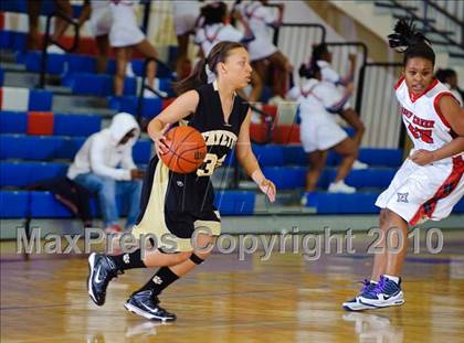 Thumbnail 1 in Fayette County @ Sandy Creek photogallery.