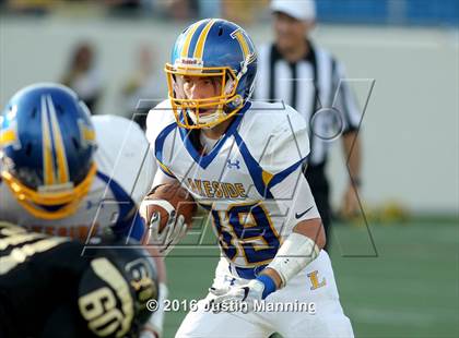 Thumbnail 3 in Robinson vs. Lakeside photogallery.