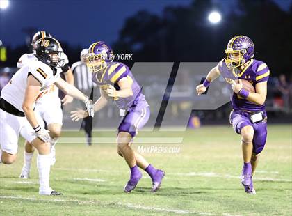 Thumbnail 2 in Grand Saline vs Edgewood photogallery.