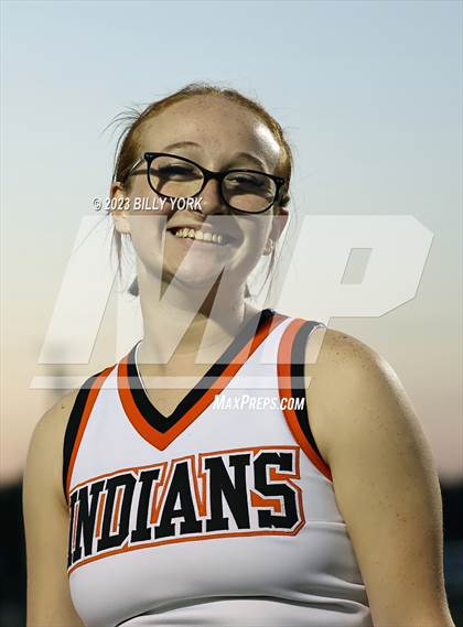 Thumbnail 2 in Grand Saline vs Edgewood photogallery.
