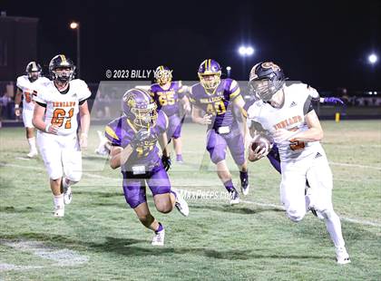 Thumbnail 2 in Grand Saline vs Edgewood photogallery.