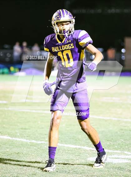 Thumbnail 3 in Grand Saline vs Edgewood photogallery.