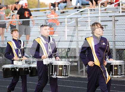 Thumbnail 2 in Grand Saline vs Edgewood photogallery.