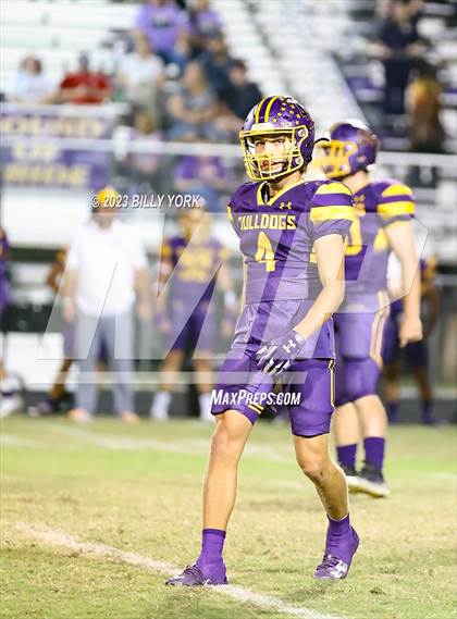 Thumbnail 2 in Grand Saline vs Edgewood photogallery.