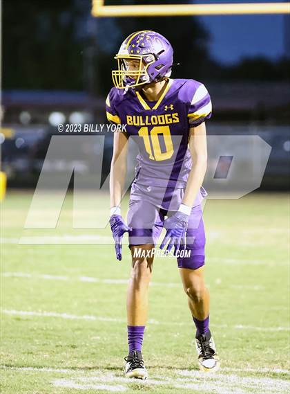 Thumbnail 1 in Grand Saline vs Edgewood photogallery.