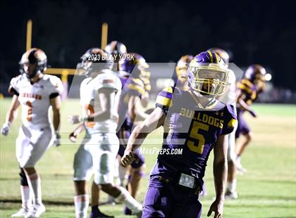 Thumbnail 2 in Grand Saline vs Edgewood photogallery.