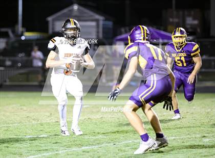 Thumbnail 3 in Grand Saline vs Edgewood photogallery.
