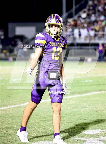 Thumbnail 2 in Grand Saline vs Edgewood photogallery.