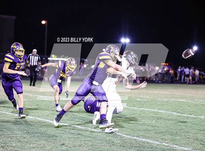 Thumbnail 1 in Grand Saline vs Edgewood photogallery.