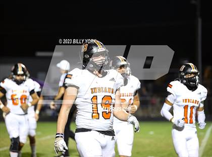 Thumbnail 2 in Grand Saline vs Edgewood photogallery.