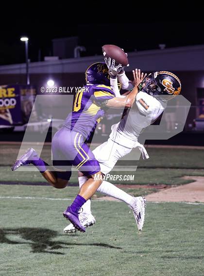 Thumbnail 1 in Grand Saline vs Edgewood photogallery.