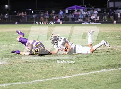 Thumbnail 3 in Grand Saline vs Edgewood photogallery.
