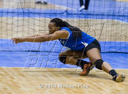 Thumbnail 2 in Williamsville South vs. John Glenn (NYSPHSAA Class B Final) photogallery.