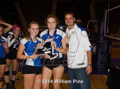 Thumbnail 2 in Williamsville South vs. John Glenn (NYSPHSAA Class B Final) photogallery.