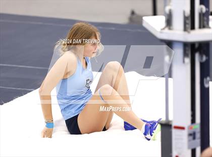 Thumbnail 2 in Beach District Pole Vault (Meet #3) photogallery.