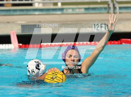 Thumbnail 3 in College Park vs Moreau Catholic (Battle of the Bay) photogallery.
