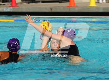 Thumbnail 3 in College Park vs Moreau Catholic (Battle of the Bay) photogallery.