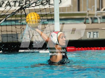 Thumbnail 3 in College Park vs Moreau Catholic (Battle of the Bay) photogallery.