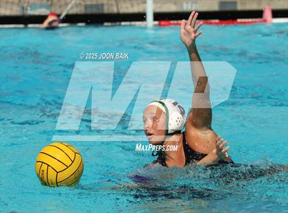 Thumbnail 3 in College Park vs Moreau Catholic (Battle of the Bay) photogallery.
