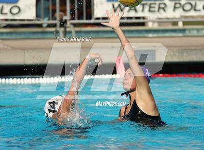Thumbnail 1 in College Park vs Moreau Catholic (Battle of the Bay) photogallery.