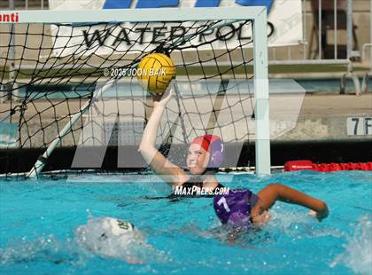 Thumbnail 2 in College Park vs Moreau Catholic (Battle of the Bay) photogallery.