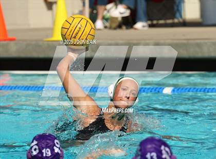 Thumbnail 3 in College Park vs Moreau Catholic (Battle of the Bay) photogallery.