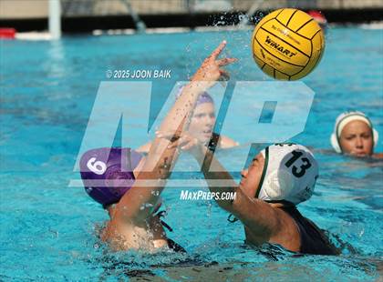 Thumbnail 3 in College Park vs Moreau Catholic (Battle of the Bay) photogallery.
