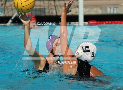 Thumbnail 1 in College Park vs Moreau Catholic (Battle of the Bay) photogallery.