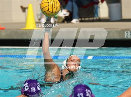 Thumbnail 1 in College Park vs Moreau Catholic (Battle of the Bay) photogallery.