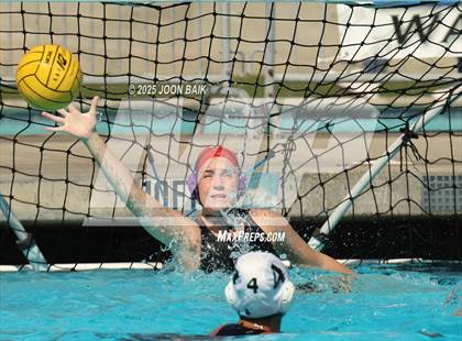 Thumbnail 3 in College Park vs Moreau Catholic (Battle of the Bay) photogallery.